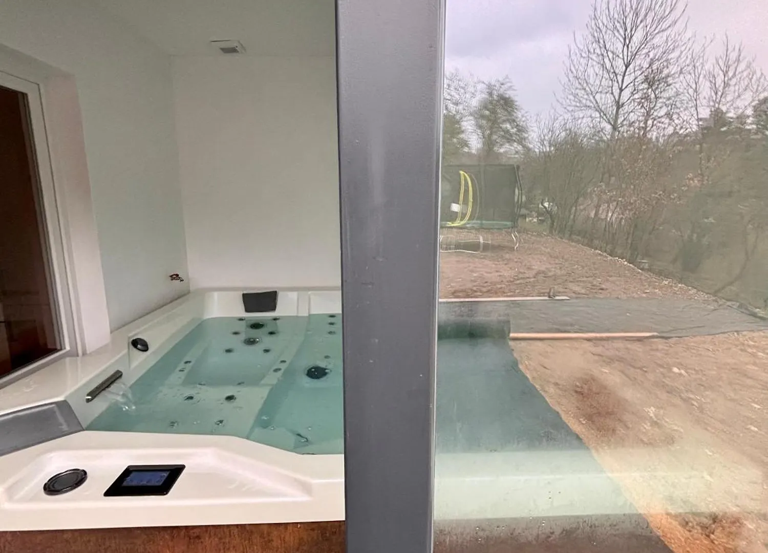 Wellness House Prague Pohadkovy Rajヴィラ 0*,  チェコ