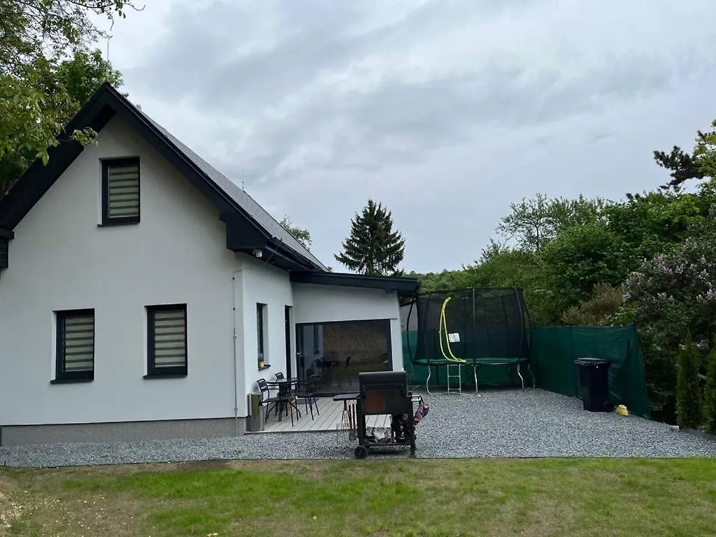 Wellness House Prague Pohadkovy Rajヴィラ ヴィラ